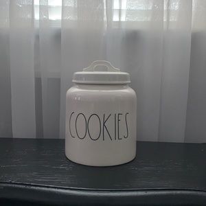 Rae Dunn cookie jar
